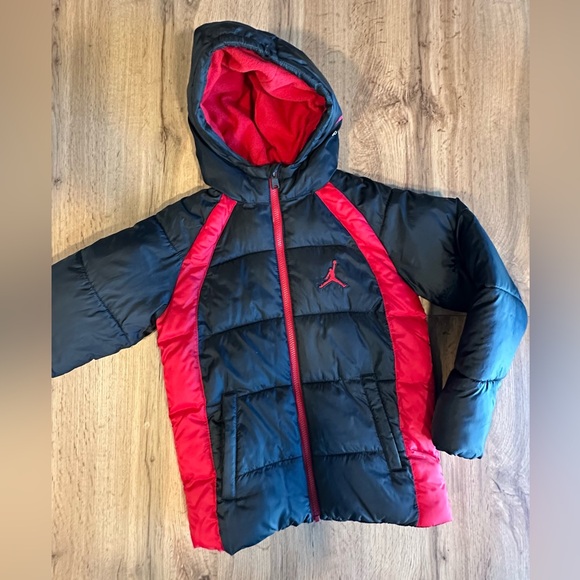 Jordan Other - Jordan boys black/red winter puffer jacket coat